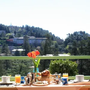 https://hotel-saint-jacques-vals-les-bains.hotels-rhonealpes.com